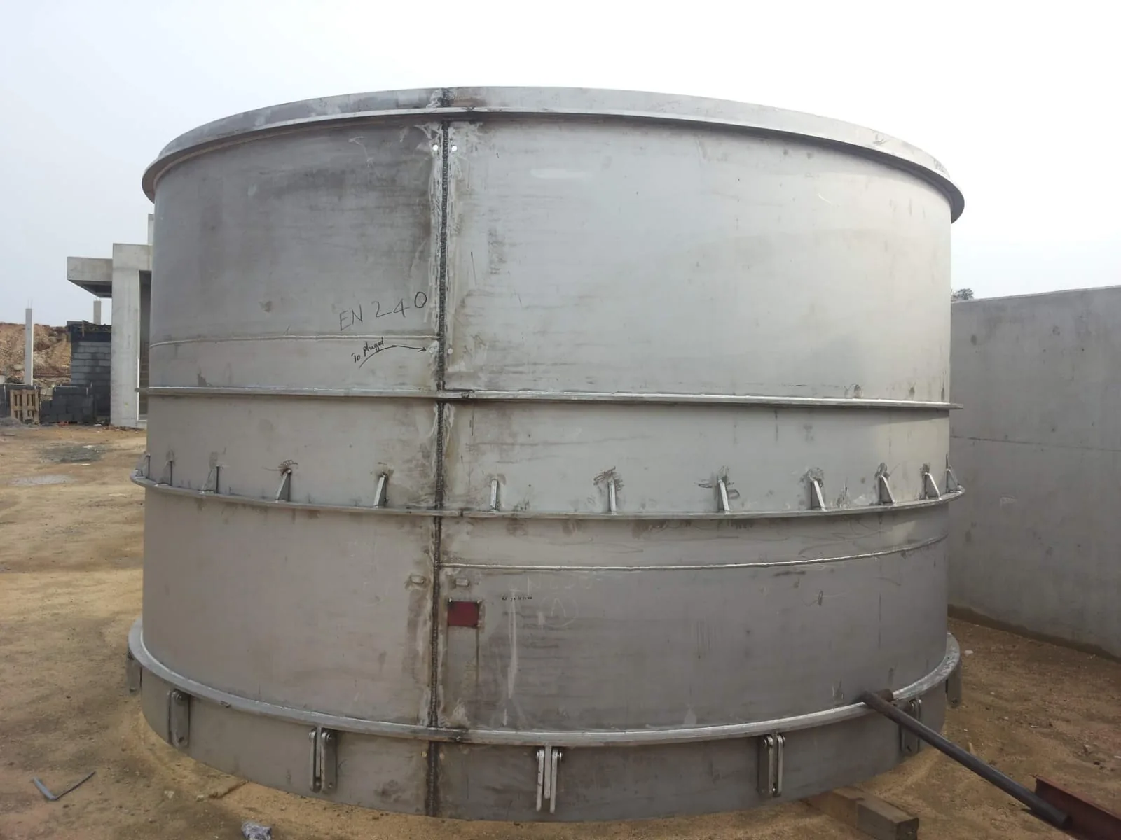 Industrial tank